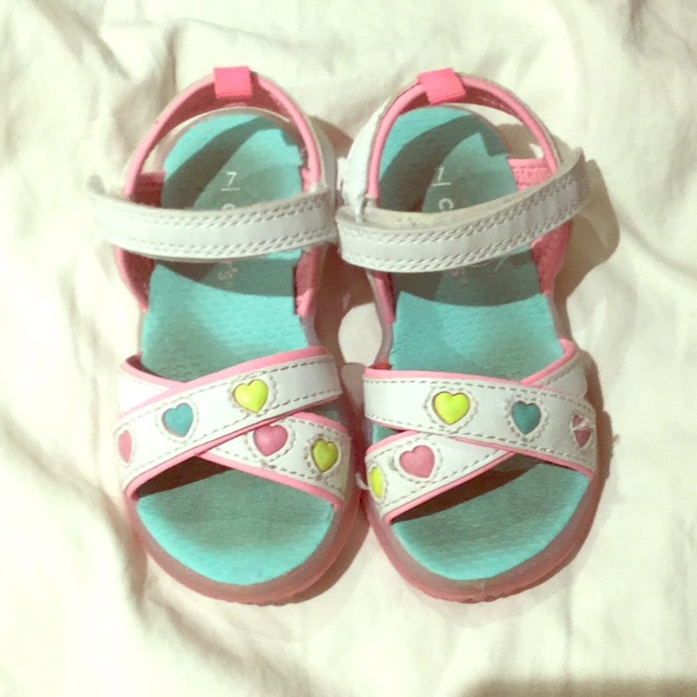 Carter’s light up heart detailed sport sandal 7